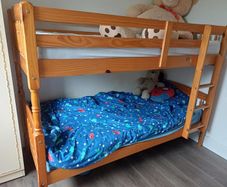 bunk bed