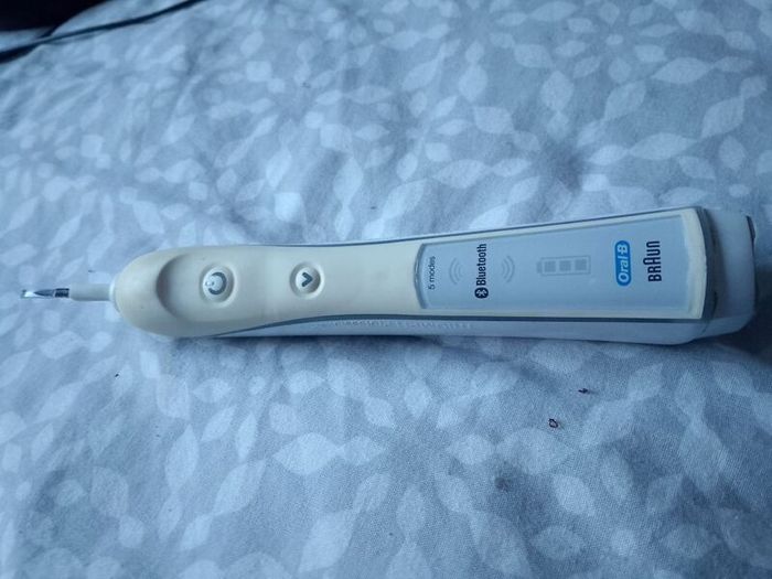 Braun Oral-B Triumph Professional Care electric toothbrush