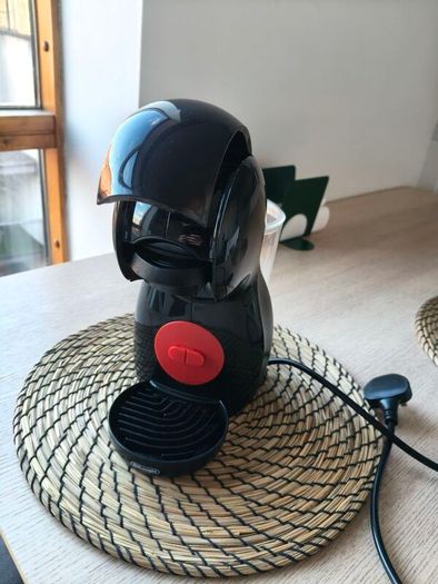 Nescafe Dolce Gusto DeLonghi Coffee Machine