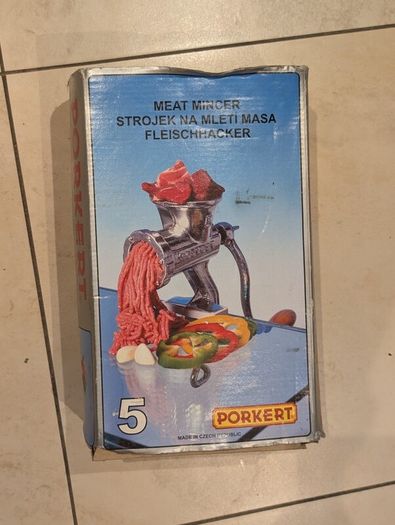 Porkert manual mincer