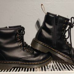 kids dr martens