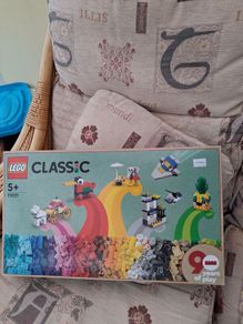 Lego 11021 90 years of play classic brick box Sealed