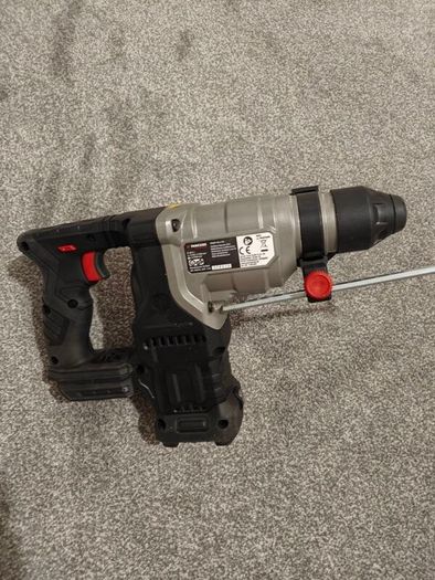 Hammer drill with battery (used only couple of times)