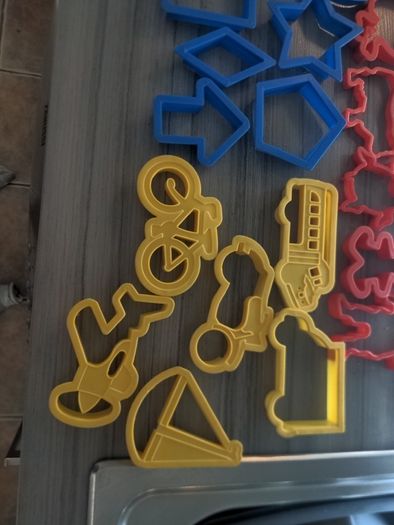 Kids shape cutters