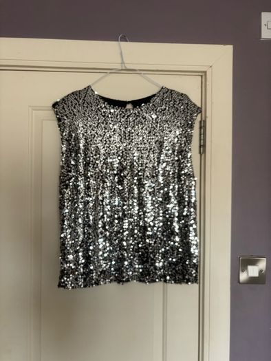 ladies sparkly top