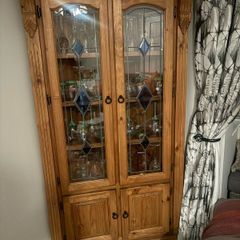 Pine corner unit