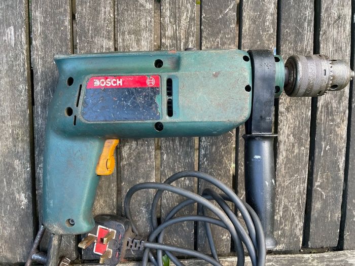 Bosch 520 W 2 speed Hammer Drill