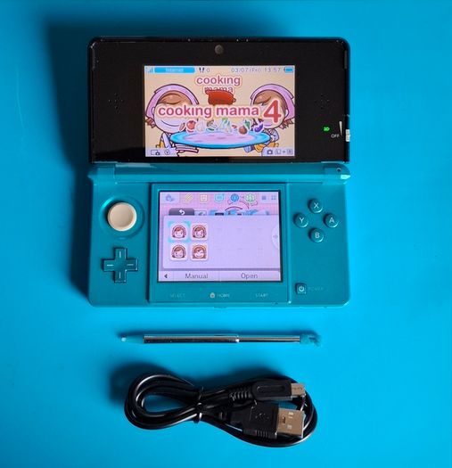 3DS Aqua Blue (Modded)