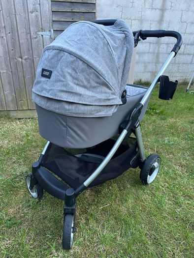 Mamas and Papas pram + Cybex seat and isofix bundle