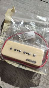 Humbucker P90 size