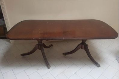 Mahogany Table and 8 Chairs
