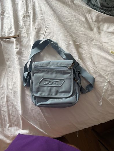 shoulder bag