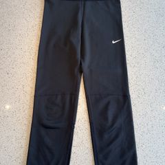 NIKE PRO Girls Black Leggings - 3/4 Capri Length- Size L