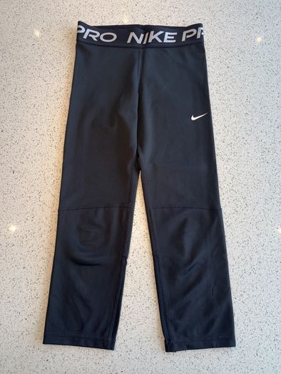 NIKE PRO Girls Black Leggings - 3/4 Capri Length- Size L