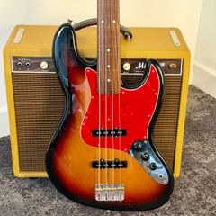 Fender Jazz Bass - Fretless - Crafter In Japan