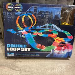 Glow racing tracks