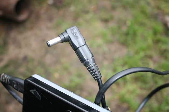 iGo Green Laptop Notebook Charger AC Power Adapter