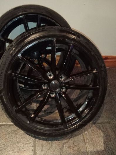 Volkswagen golf pretoria glossy 18" black alloy wheels