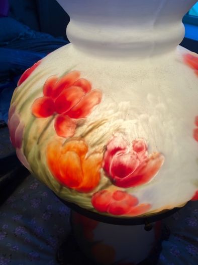 Vintage Hand-Painted Double Light Tulip Table Lamp