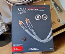Audio component cable