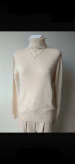Cashmere turtleneck jumper