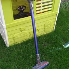 Dyson V6 fluffy