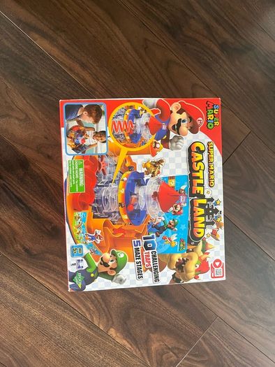 Nintendo super mario playset castle land