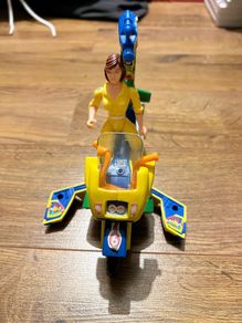 Vintage TMNT News Cycle and April O Neill