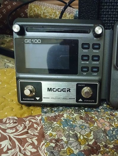 Bass Amp Effects Pedal looper