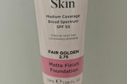 Sculpted by Aimee Second skin foundation