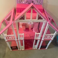 Barbie House