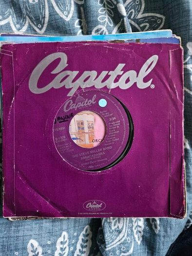 7" vinyl singles