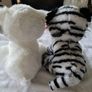 Aurora Dreamy Eyes Snow Leopard and Polar Bear Brand New Soft Toy Plush Teddy Bear Image 2