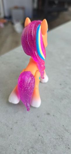 8 x Bundle, all different, Lot of New Generation Moulded 3 inch Figure Sparkle Glitter Hasbro Crystal Adventure MLP G5 My Little Pony