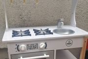 play kitchen