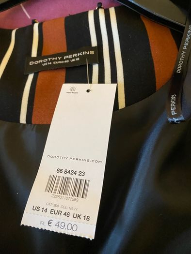 sleeveless jacket/top/