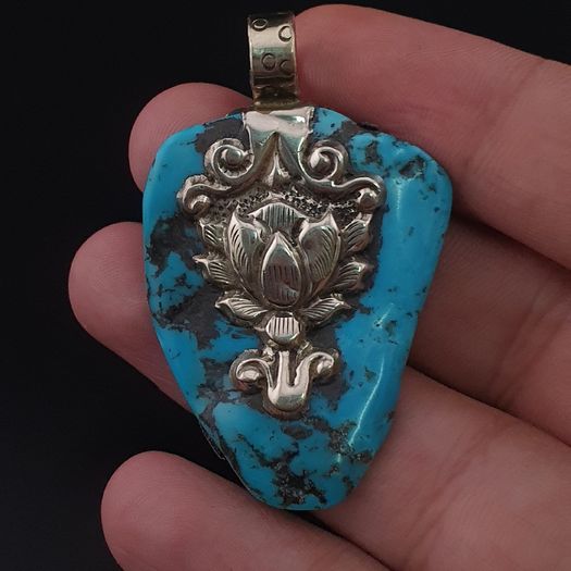 Vintage Silver Bird & Flower Desgin Turqouise Pendant