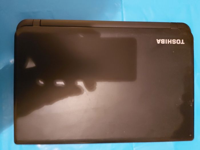 Toshiba Satellite C50-B-14D, Intel Celeron CPU N2830 2.1GHz, 4GB Ramm, 500GB HDD, Windows 10, Microsoft Edge, Chrome