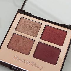Charlotte Tilbury Mesmerizing Maroon Eyeshadow Palette