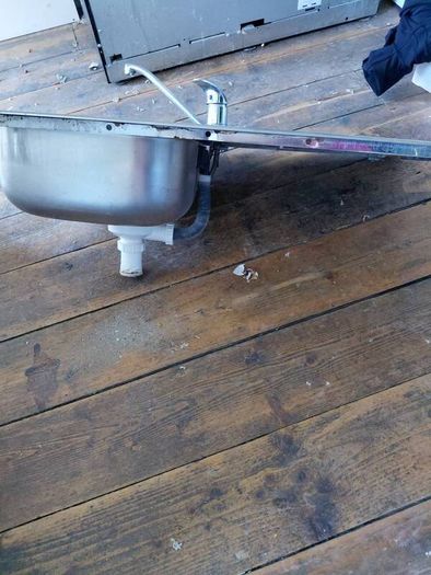 Kitchen sink