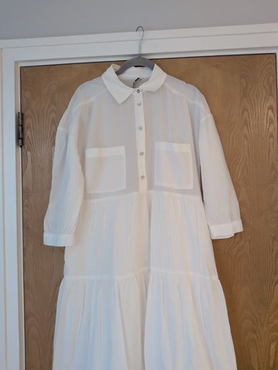 Zara White Dress. S. M- 12.  New- No Tag.