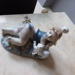 Ashford  Collection  Porcelain  "Girl, Butterfly & Cat"