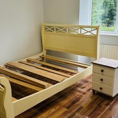 Double bed