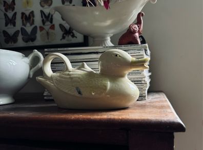 duck teapot