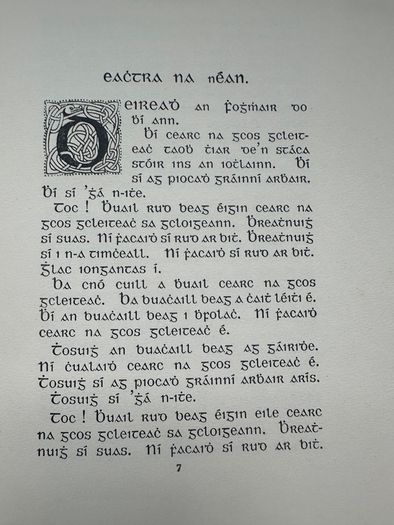 Maingin Sceal BY Padraig Mac Piarais