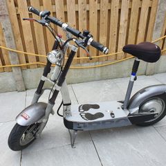 Electric scooter