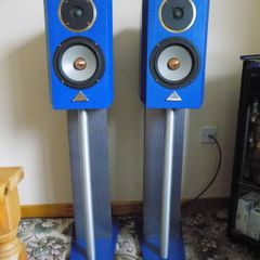 HI-FI Speakers