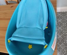 Skip Hop - Baby bath with ergonomic mat MOBY 3 blu