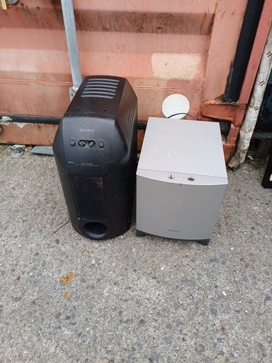 2 Sony Active Subwoofer
