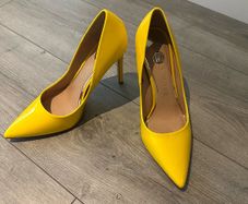 River Island High Heels Bright Yellow Size 6